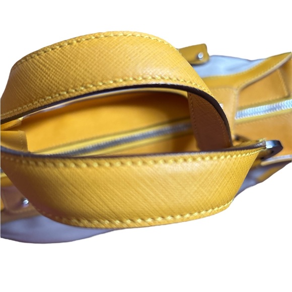 Salvatore Ferragamo Yellow and Cream Shoulder Bag - Picture 15 of 16